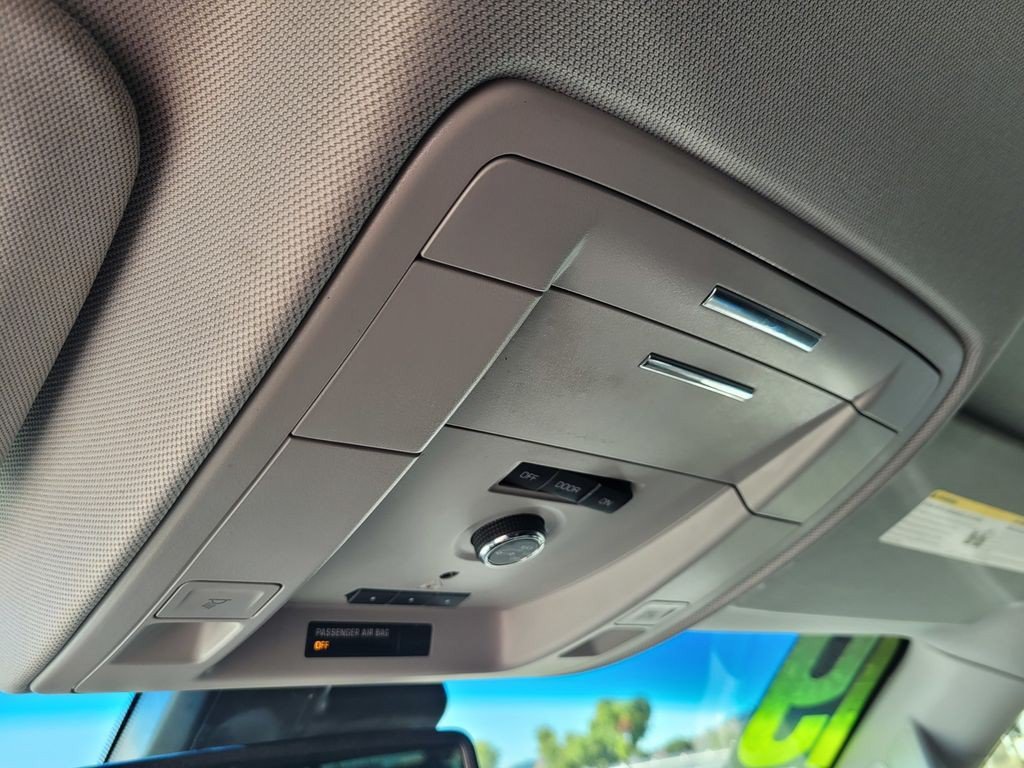 Used 2019 GMC Yukon XL Denali RWD image 41