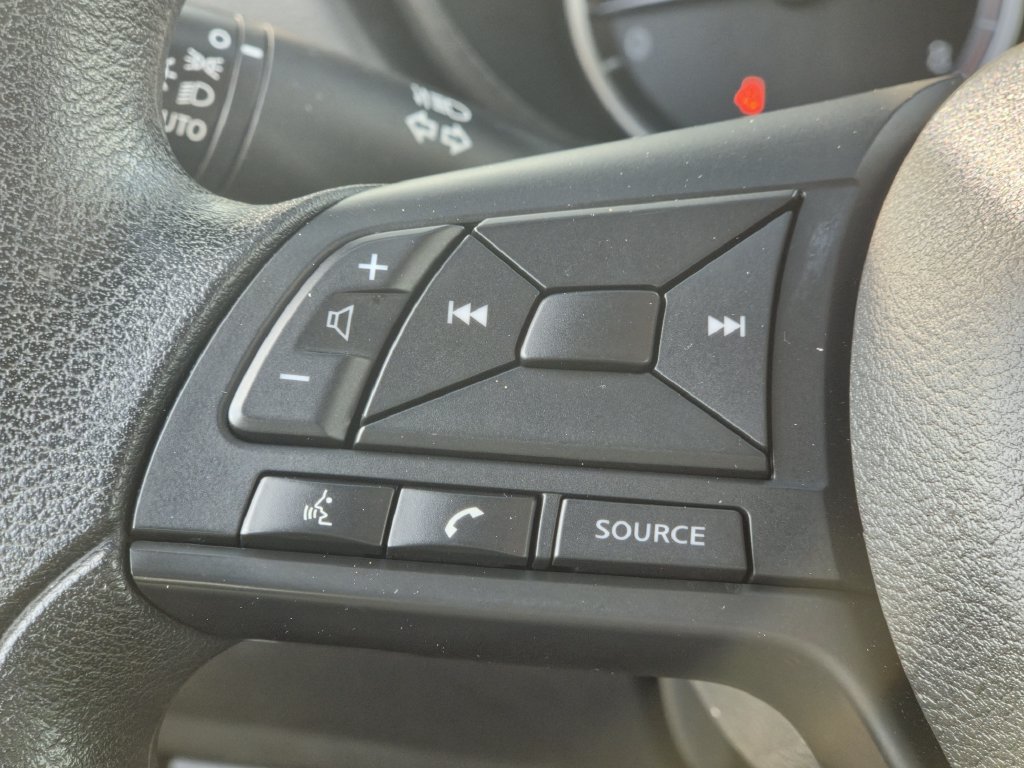 Used 2025 Nissan Versa S w/ Trunk Package FWD image 18