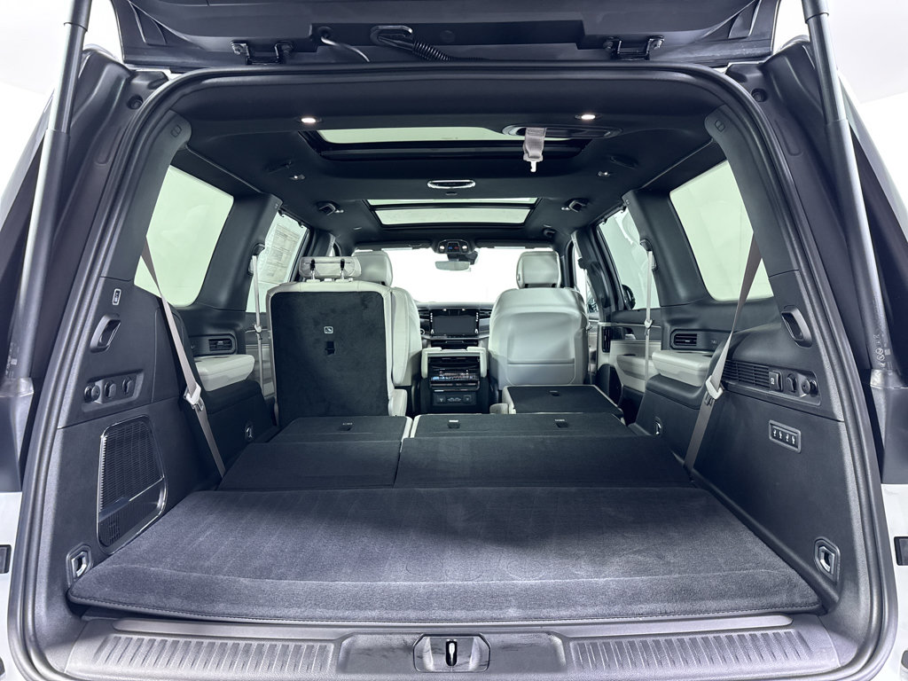 New 2026 Jeep Grand Wagoneer Limited AWD/4WD image 10