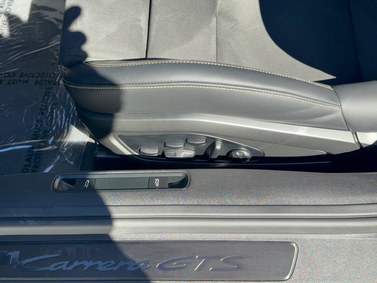 Certified 2025 Porsche 911 Carrera GTS RWD image 16