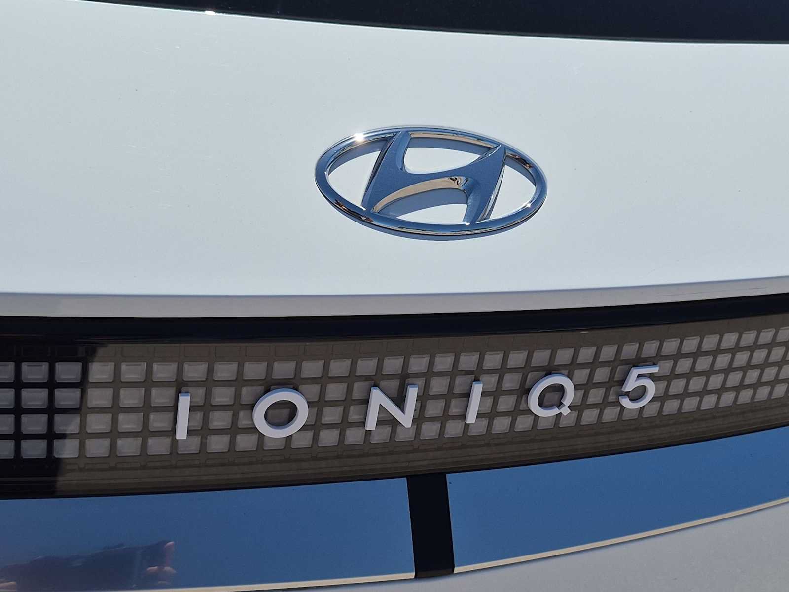 Certified 2024 Hyundai Ioniq 5 Limited RWD image 12