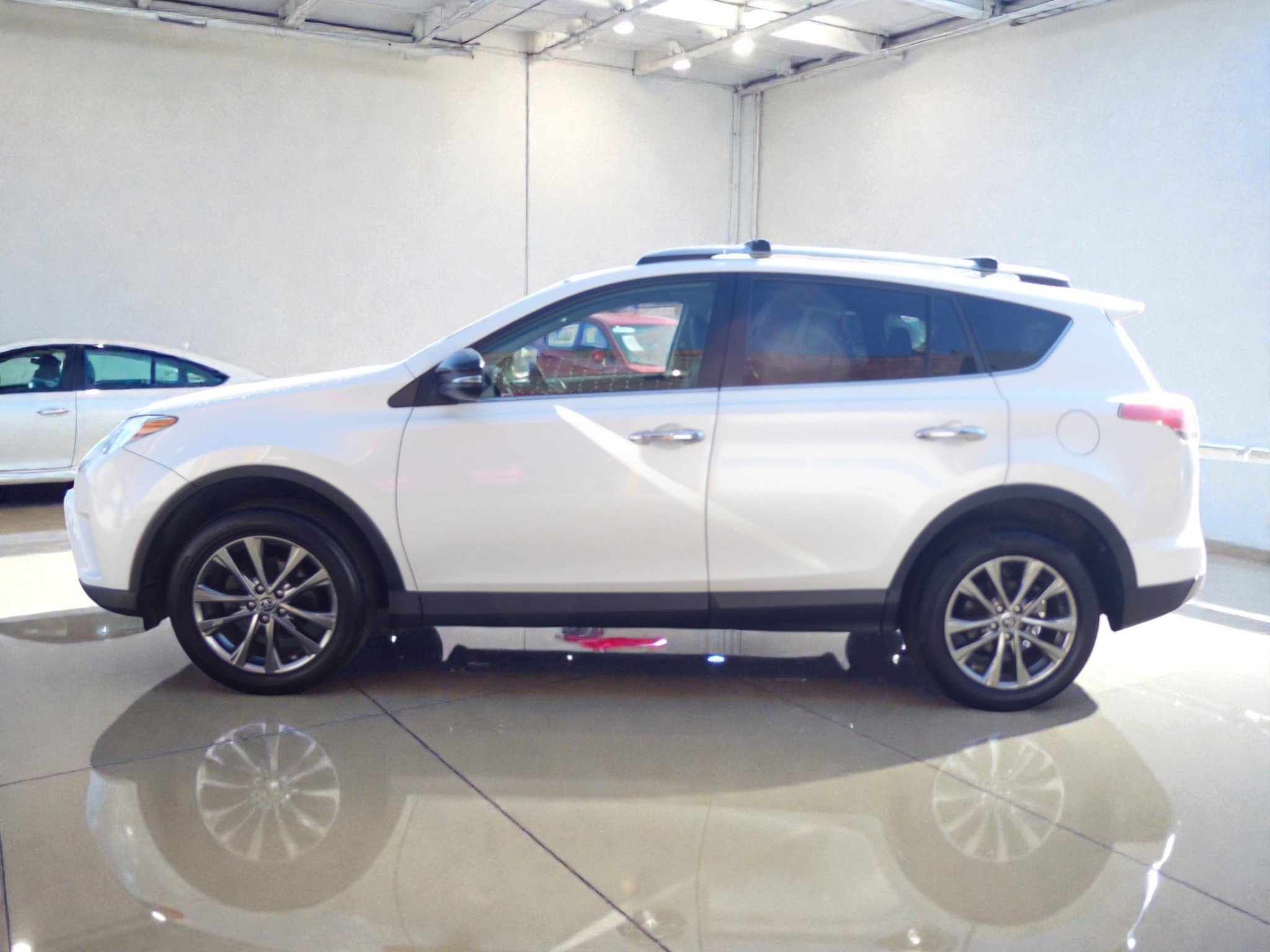 Used 2018 Toyota RAV4 Limited w/ All Weather Liner Package AWD/4WD image 8
