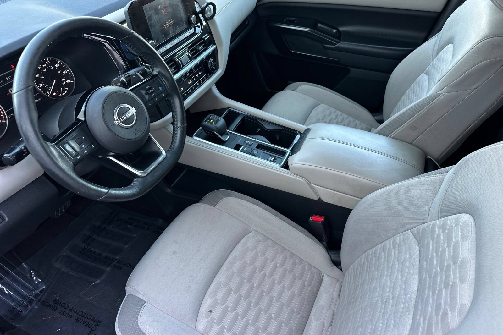 Used 2022 Nissan Pathfinder SV w/ SV Black Package FWD image 10