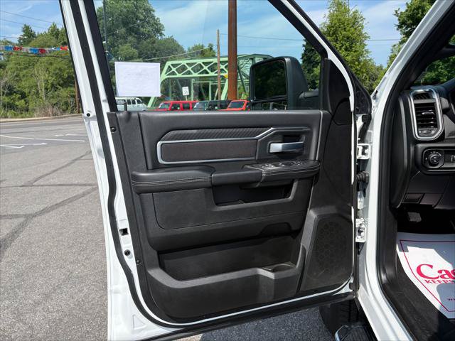 Certified 2025 RAM 2500 Big Horn AWD/4WD image 14
