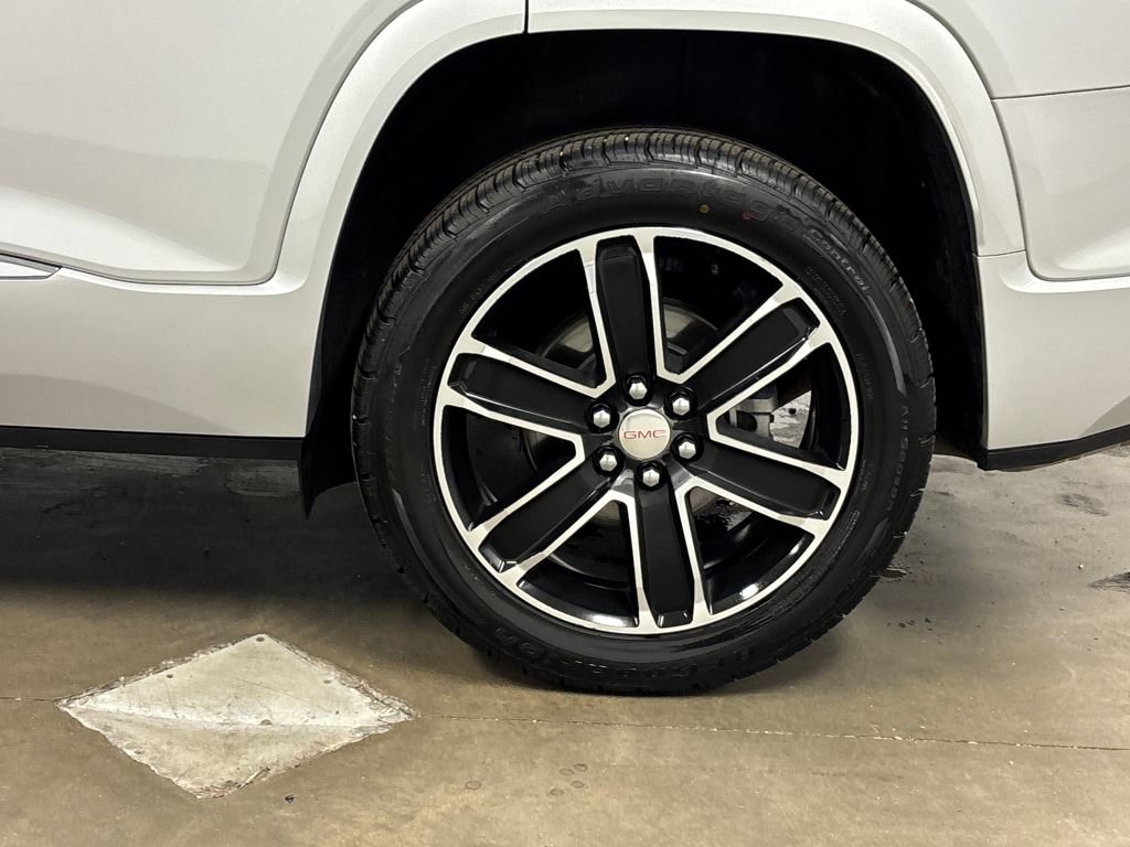 Used 2019 GMC Acadia Denali w/ Technology Package image 12