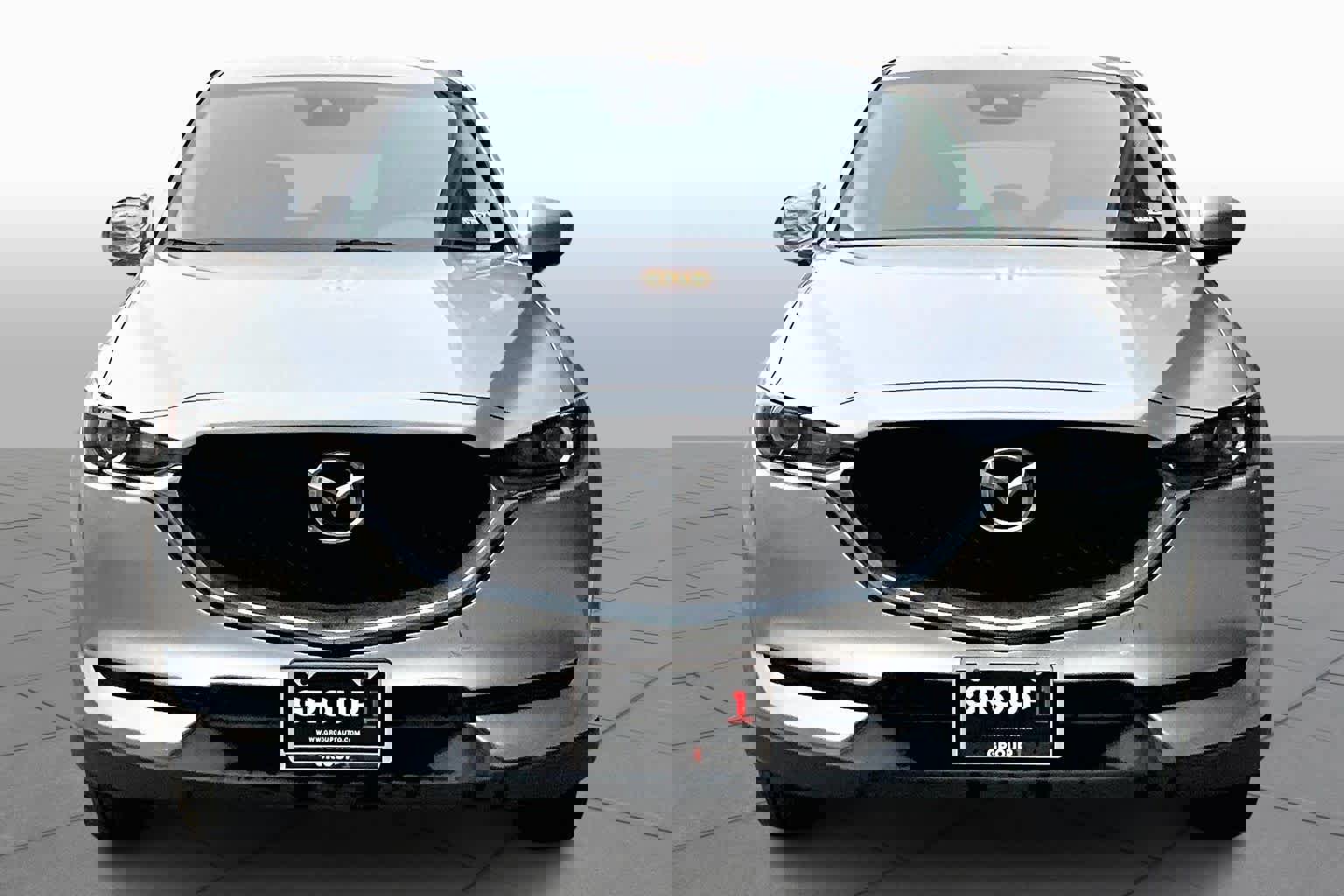 Used 2017 MAZDA CX-5 Touring image 3