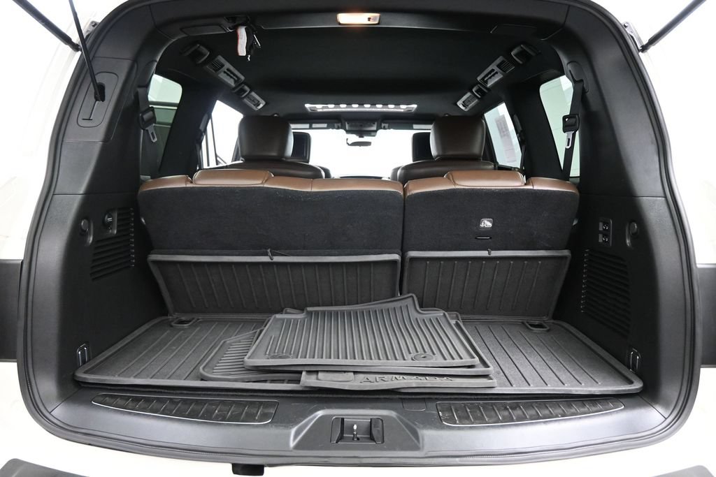 Used 2020 Nissan Armada Platinum w/ Platinum Reserve Package RWD image 21