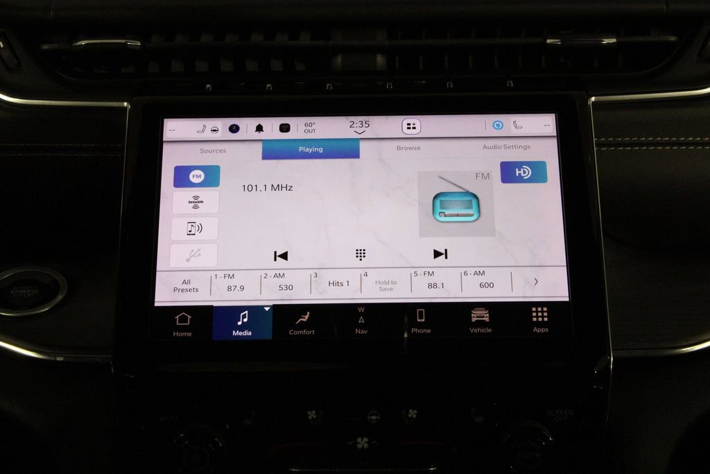 Used 2023 Jeep Grand Cherokee L Overland w/ Advanced Protech Group III image 35