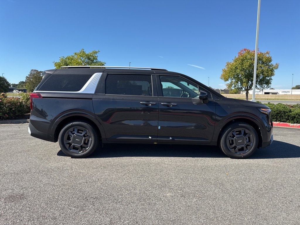 New 2026 Kia Carnival EX image 9