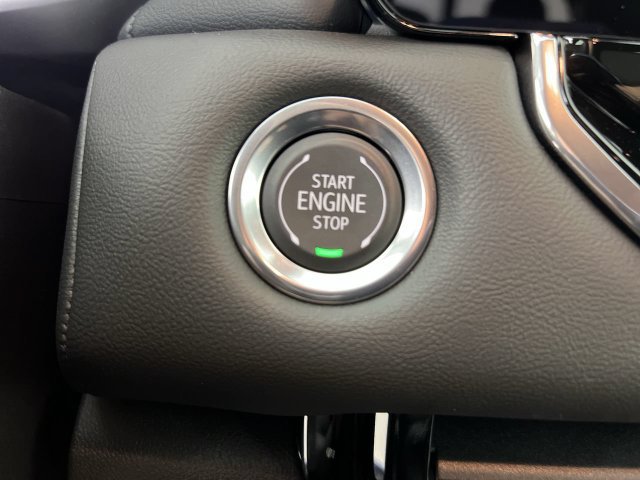 Used 2026 GMC Canyon Elevation RWD image 17