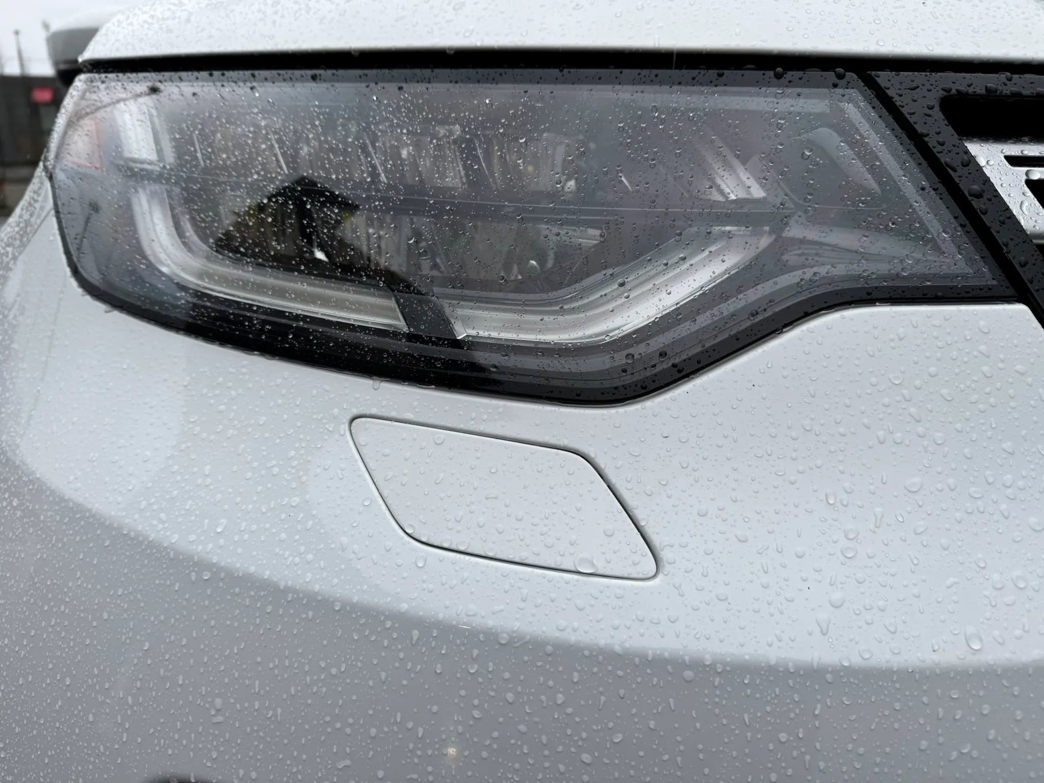 Used 2019 Land Rover Discovery HSE Luxury AWD/4WD image 13