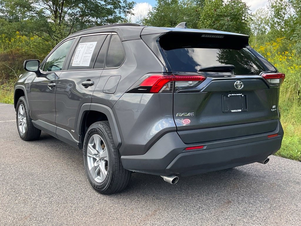 Used 2025 Toyota RAV4 LE AWD/4WD image 27