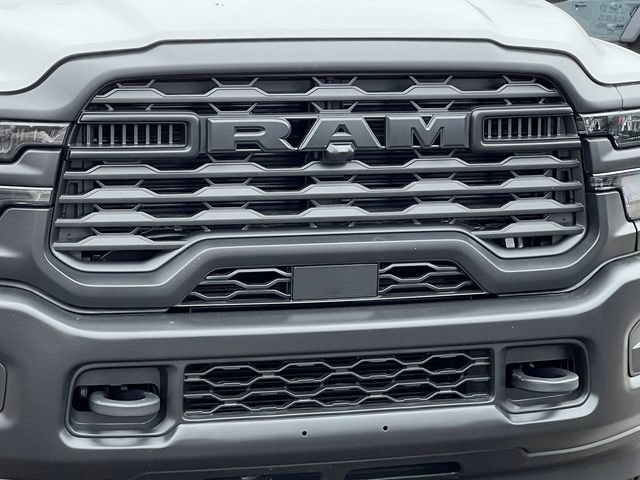 New 2026 RAM 5500 Tradesman AWD/4WD image 34