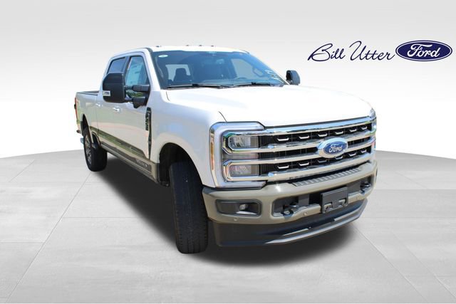 New 2026 Ford F250 King Ranch w/ FX4 Off-Road Package image 2