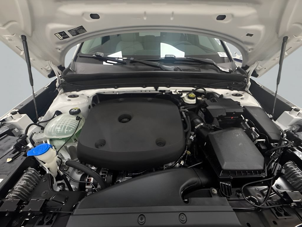 Used 2021 Volvo XC40 T5 Momentum w/ Premium Package AWD/4WD image 22