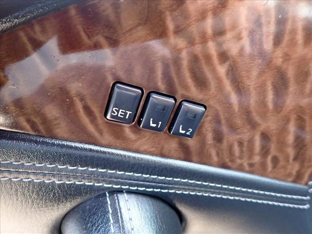 Used 2019 Nissan Armada SL w/ Premium Package image 16