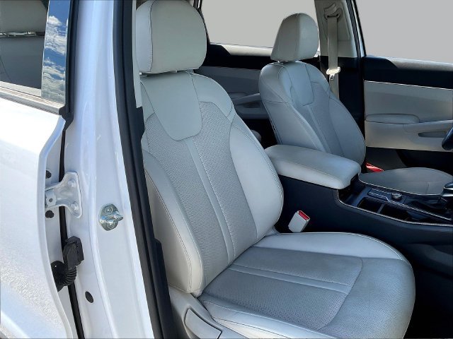 Used 2023 Kia Sorento S FWD image 31