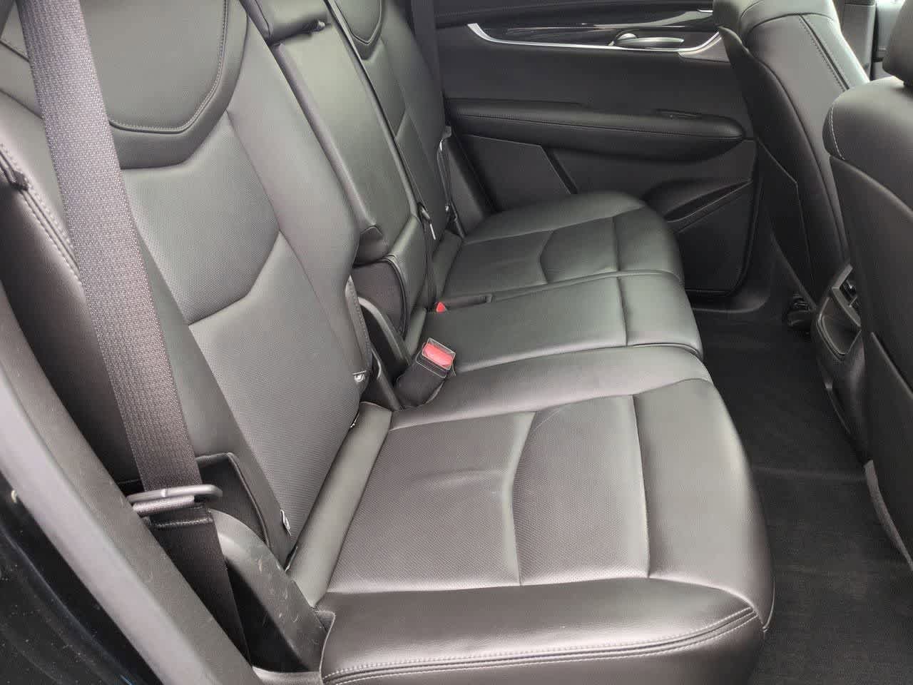 Used 2023 Cadillac XT5 Premium Luxury w/ LPO, Floor Liner Package AWD/4WD image 21