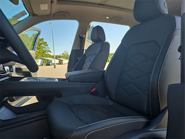 New 2026 Volkswagen Atlas SE image 16