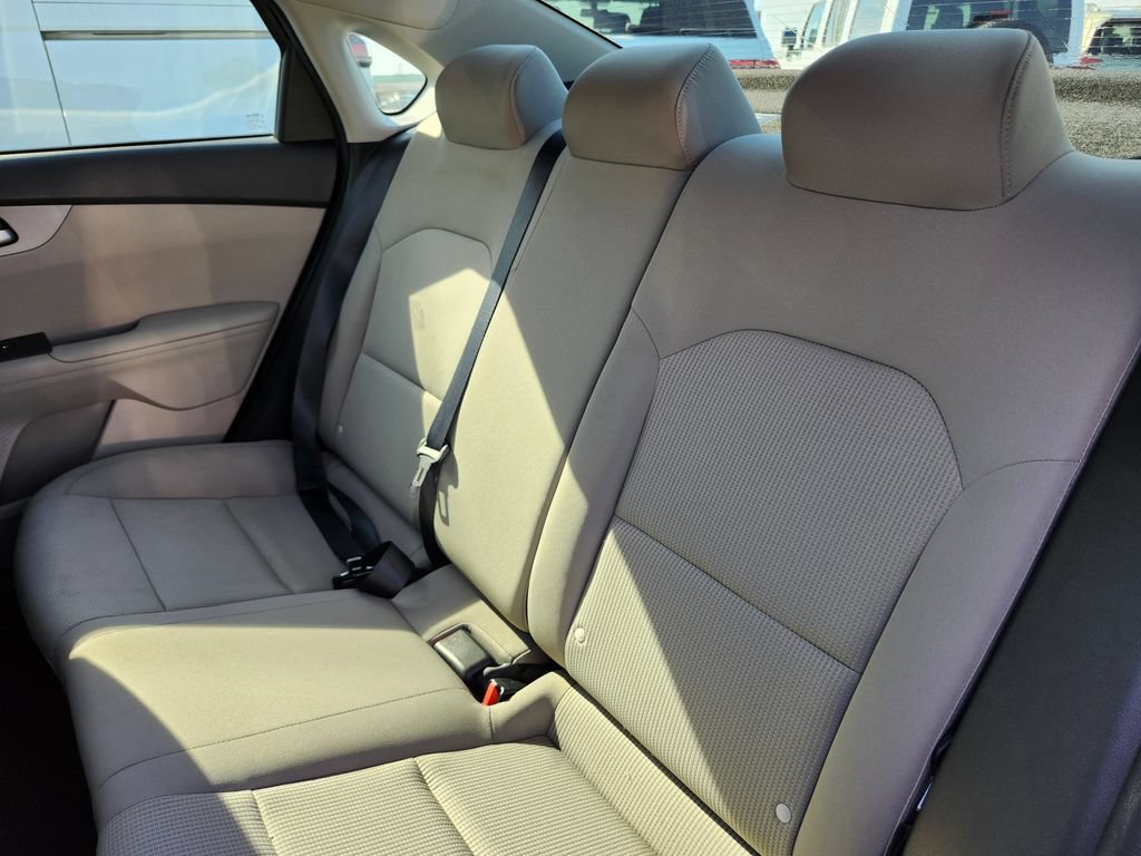 Used 2021 Kia Forte LXS FWD image 10