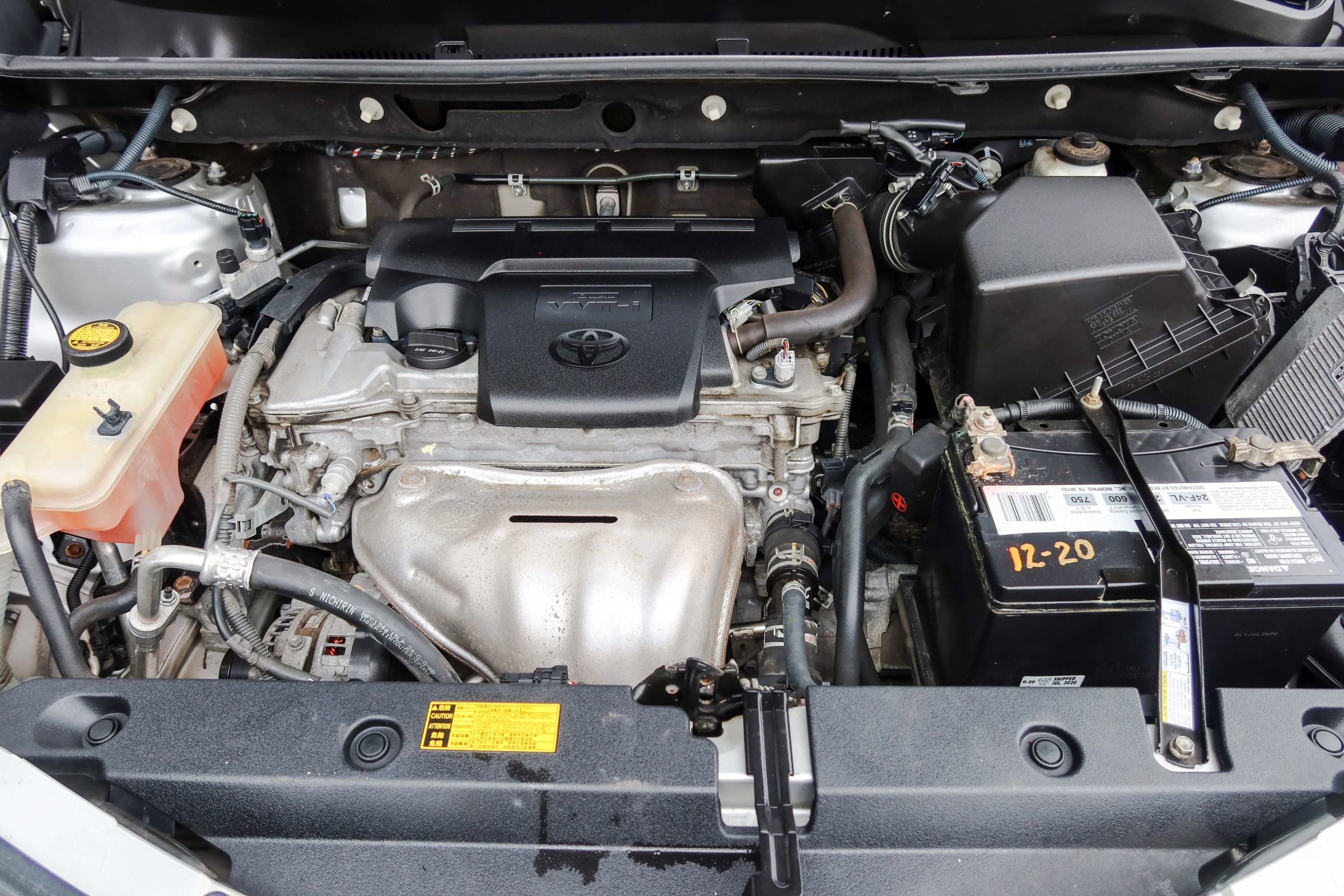 Used 2013 Toyota RAV4 Limited image 27