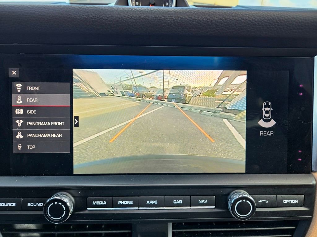 Used 2020 Porsche Macan S image 34