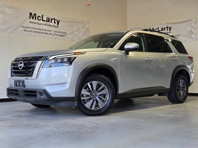 Used 2025 Nissan Pathfinder SV AWD/4WD image 5