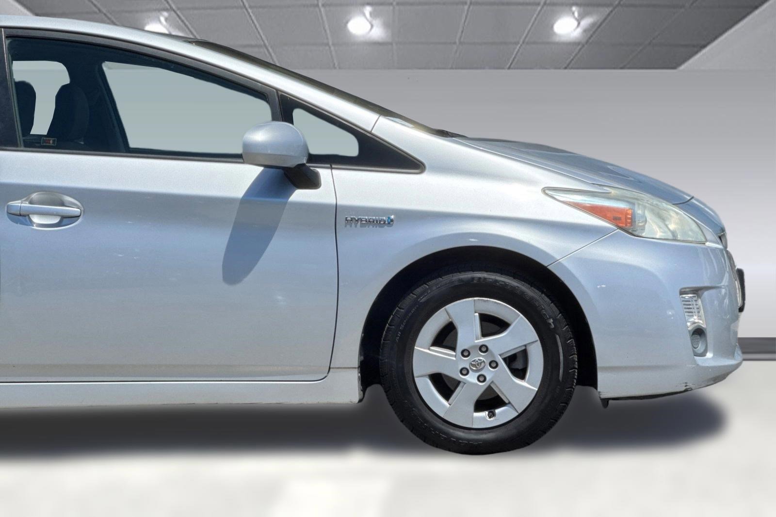 Used 2010 Toyota Prius FWD image 33