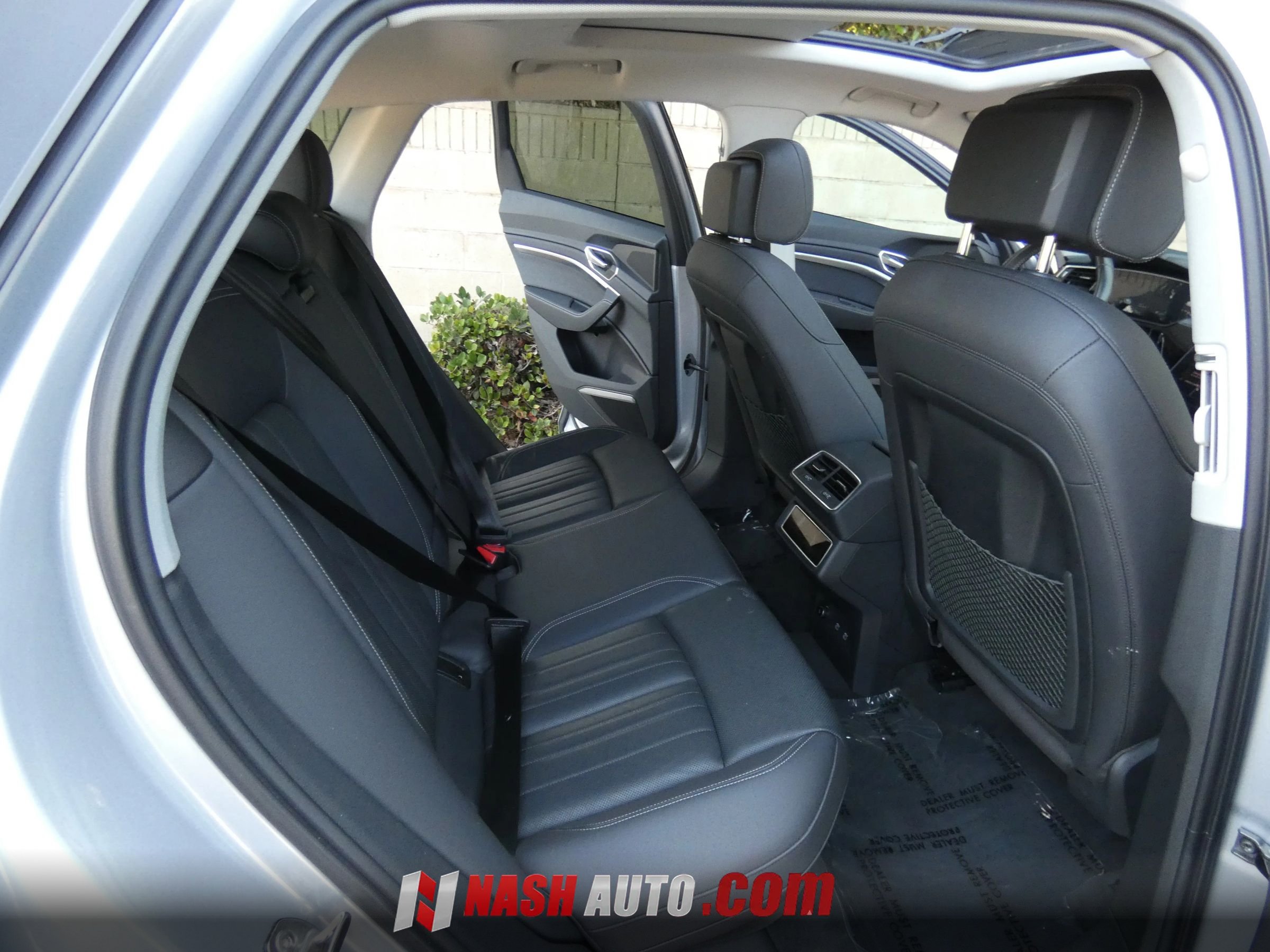 Used 2021 Audi e-tron Premium Plus AWD/4WD image 34