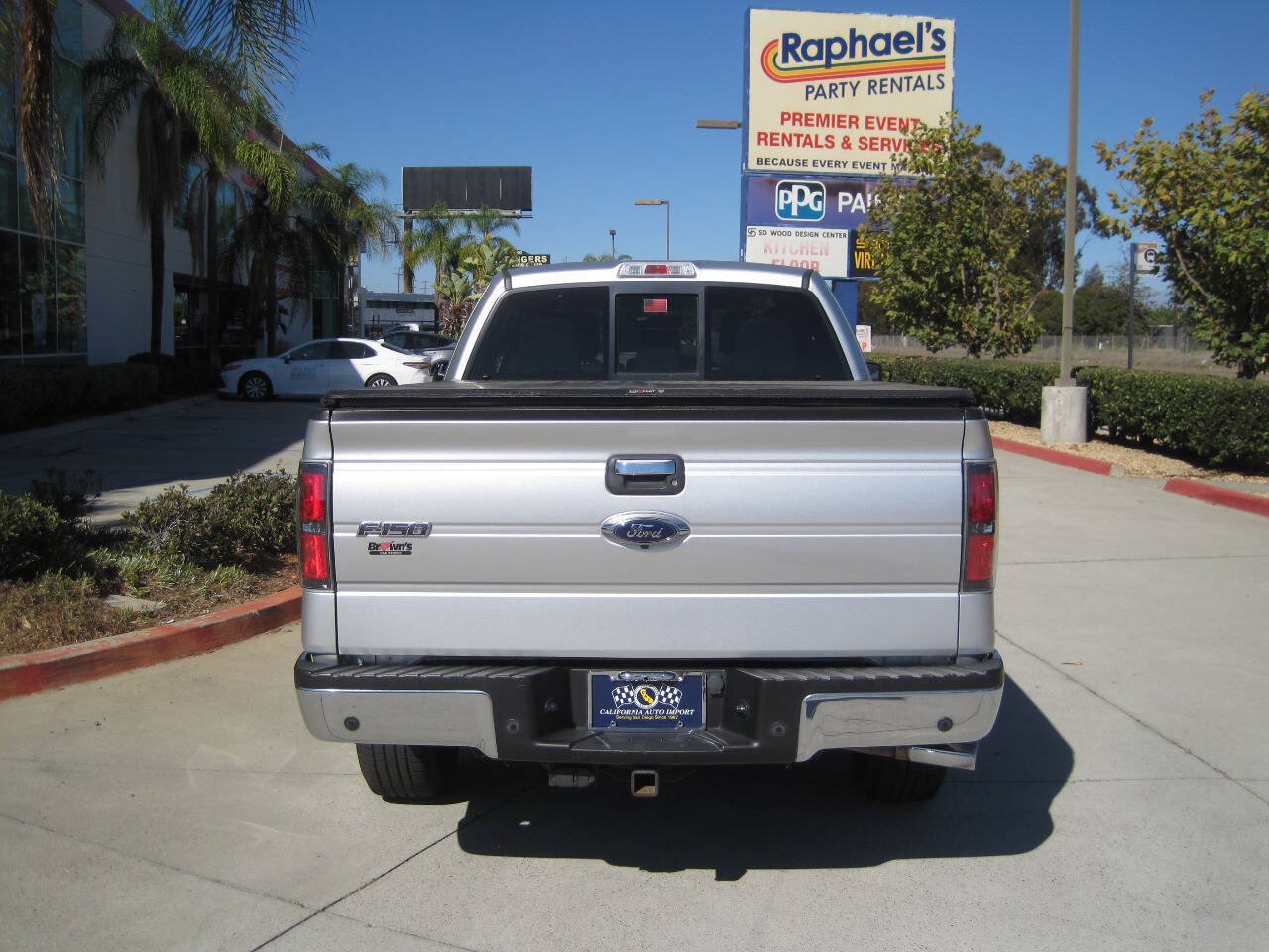 Used 2013 Ford F150 XLT w/ Luxury Equipment Group AWD/4WD image 9