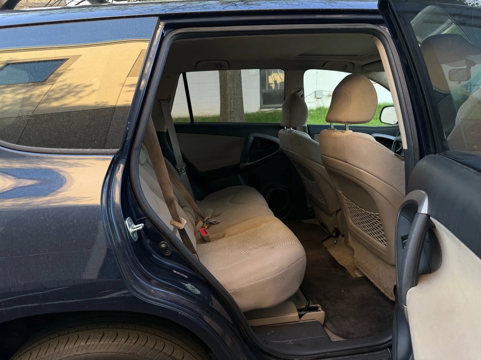 Used 2007 Toyota RAV4 Limited image 26