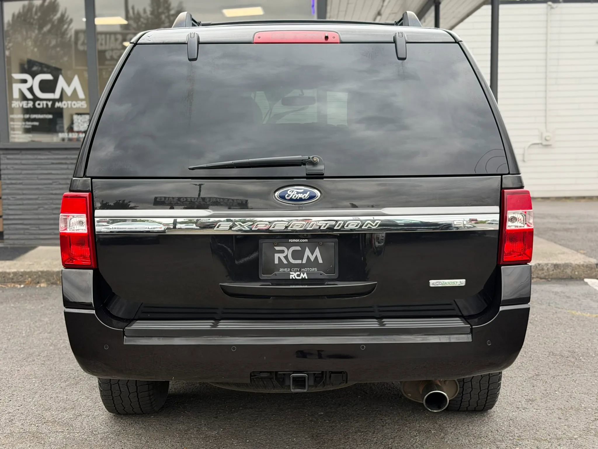 Used 2015 Ford Expedition EL XLT w/ Equipment Group 202A AWD/4WD image 6