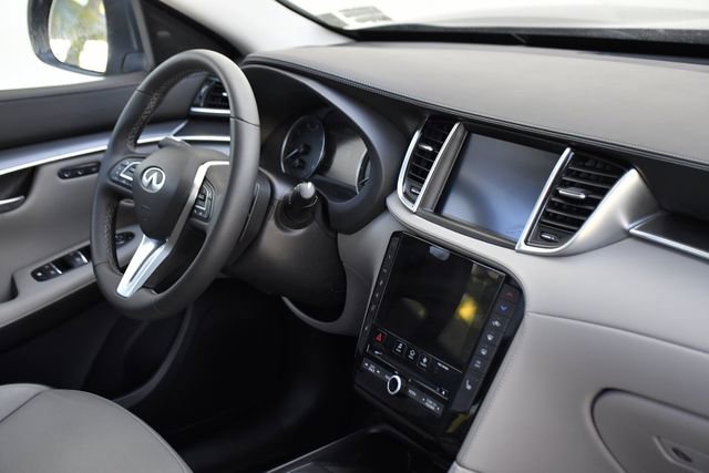 Used 2025 INFINITI QX50 Luxe image 27