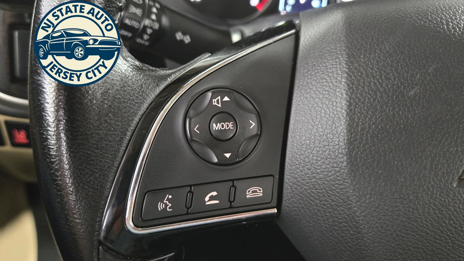 Used 2016 Mitsubishi Outlander SEL AWD/4WD image 13