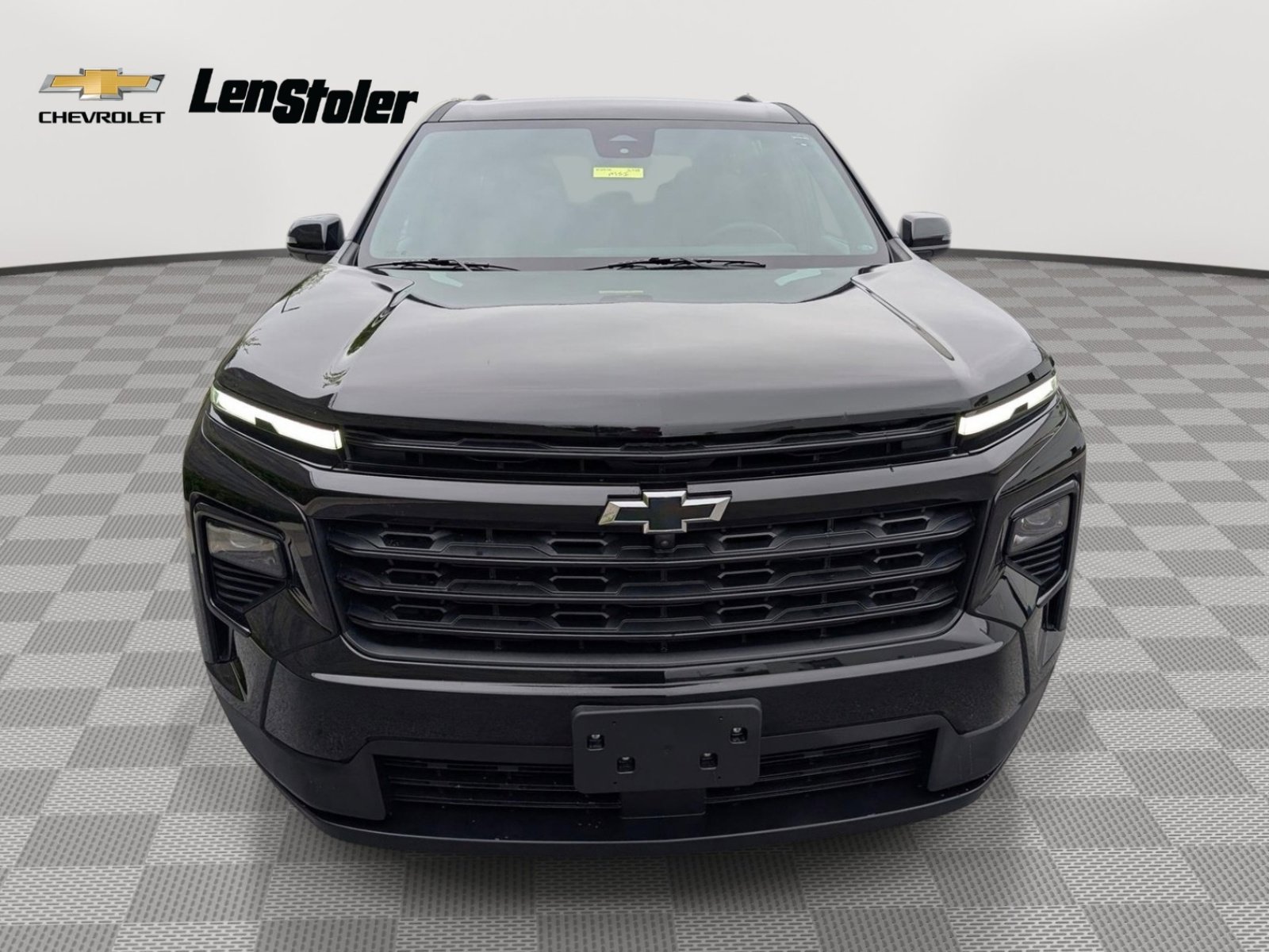 Used 2026 Chevrolet Traverse LT w/ Midnight/Sport Edition FWD image 8