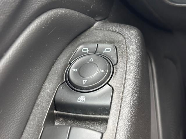 Used 2022 Chevrolet Equinox LT AWD/4WD image 25
