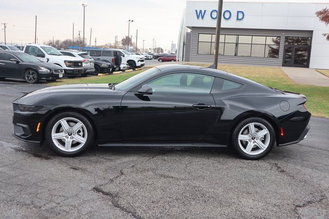 New 2026 Ford Mustang Coupe image 3