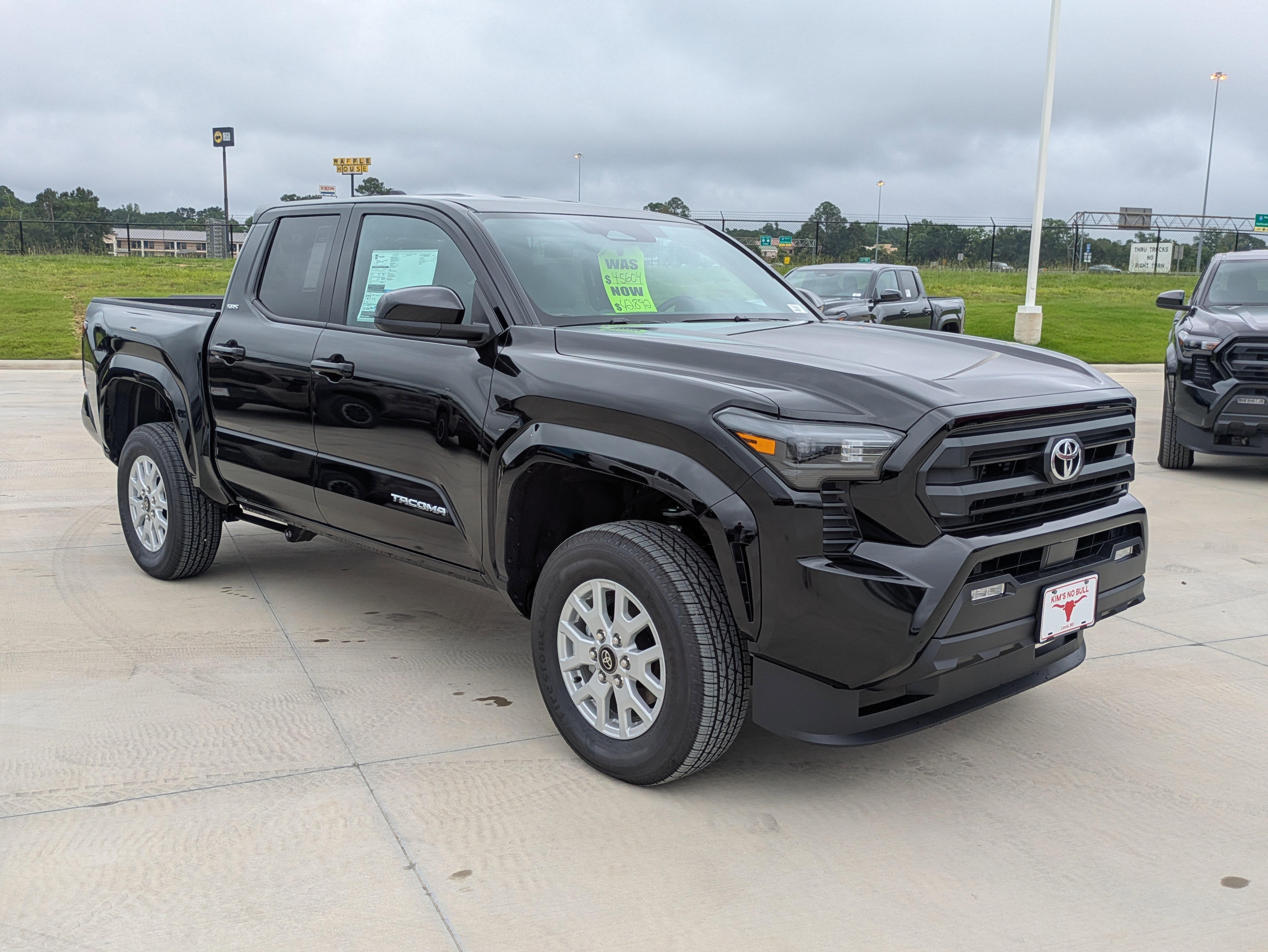 New 2026 Toyota Tacoma SR5 AWD/4WD image 8