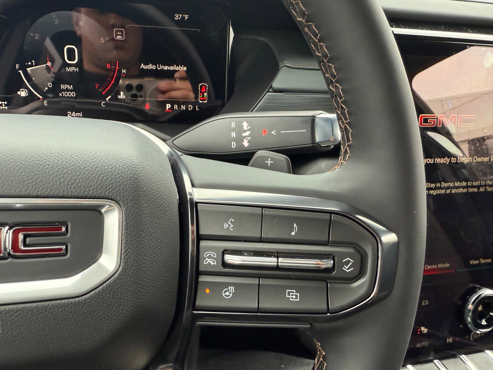 New 2026 GMC Acadia AT4 w/ LPO, Floor Liner Package image 29