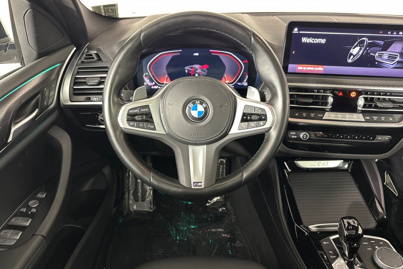 Used 2023 BMW X4 xDrive30i w/ M Sport Package AWD/4WD image 13