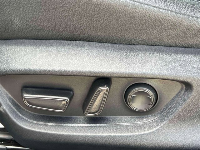 Used 2025 Toyota Camry XSE image 24