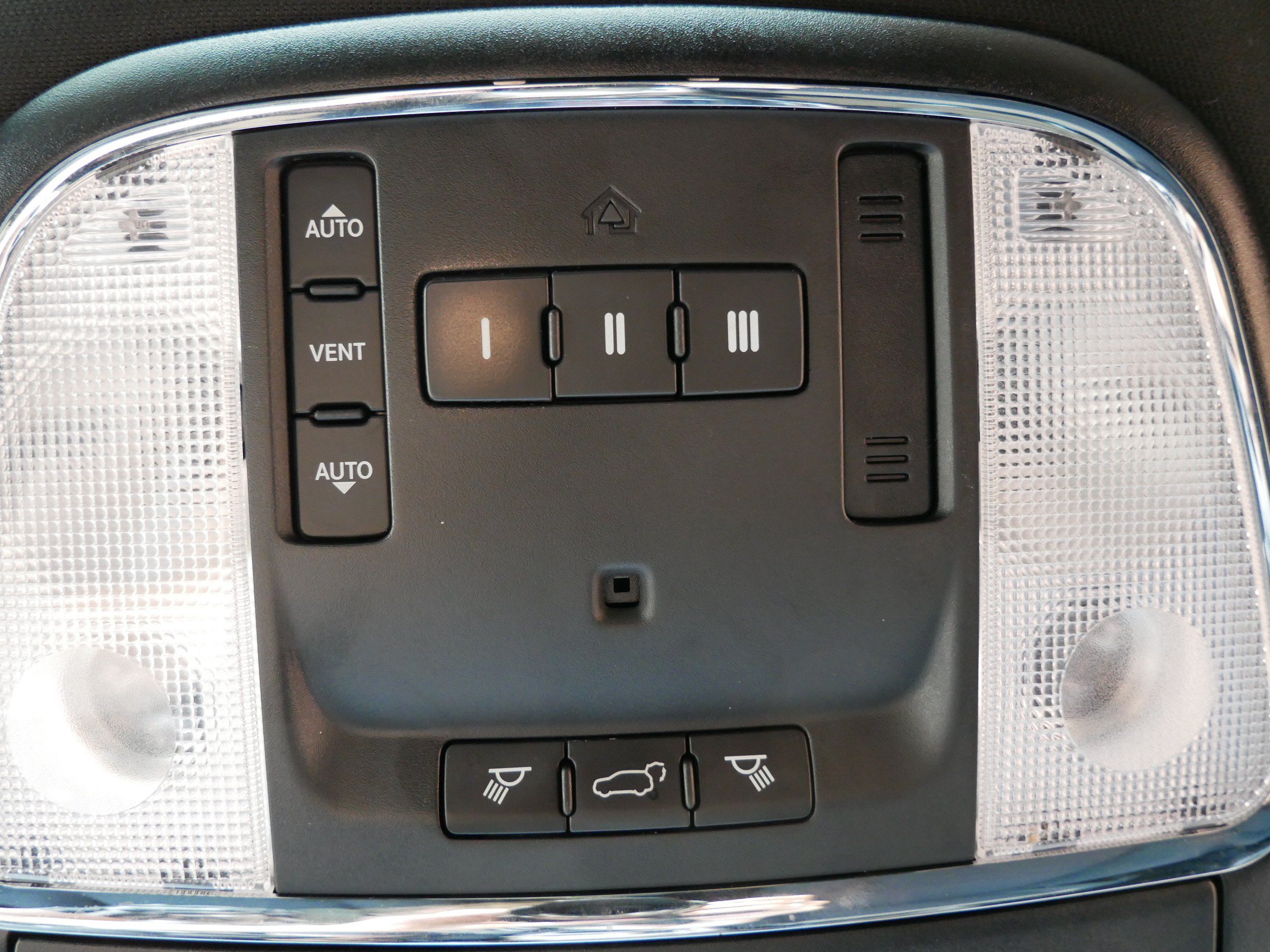 Used 2014 Jeep Grand Cherokee Laredo w/ Security & Convenience Group AWD/4WD image 22