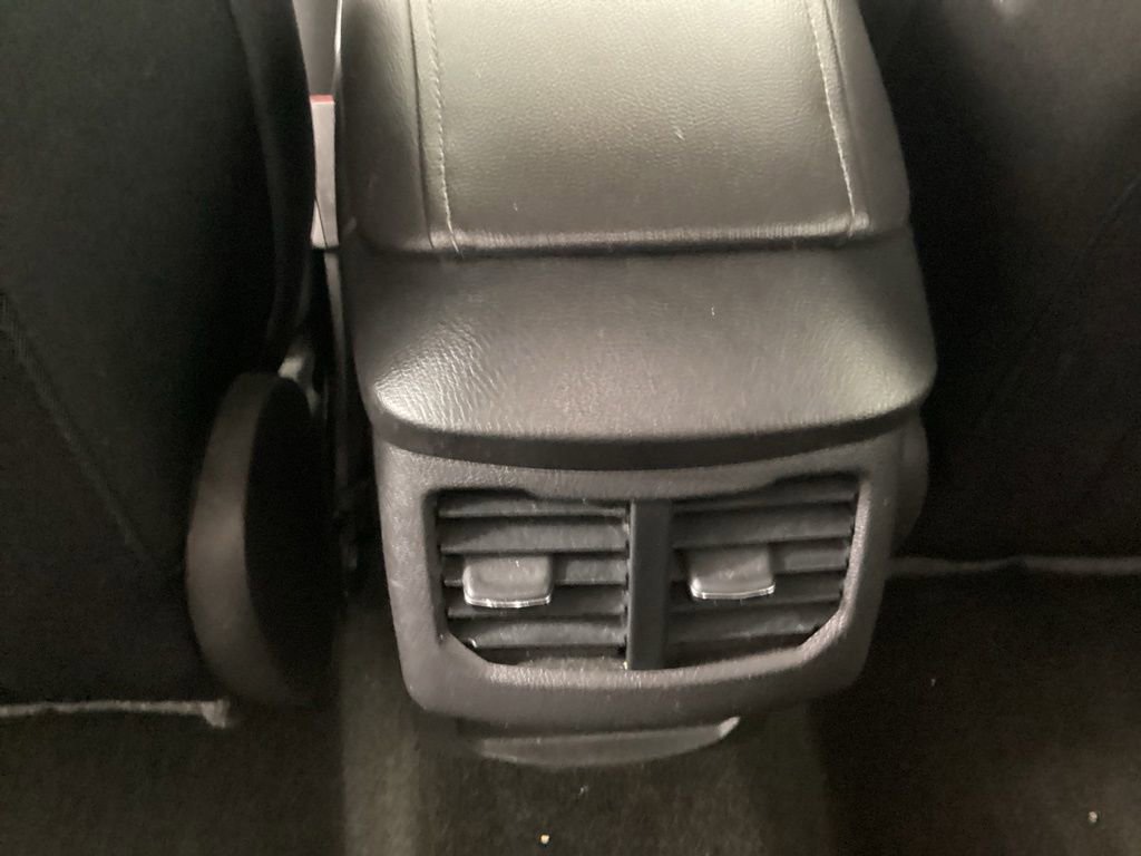 Used 2014 Ford Fusion SE FWD image 31