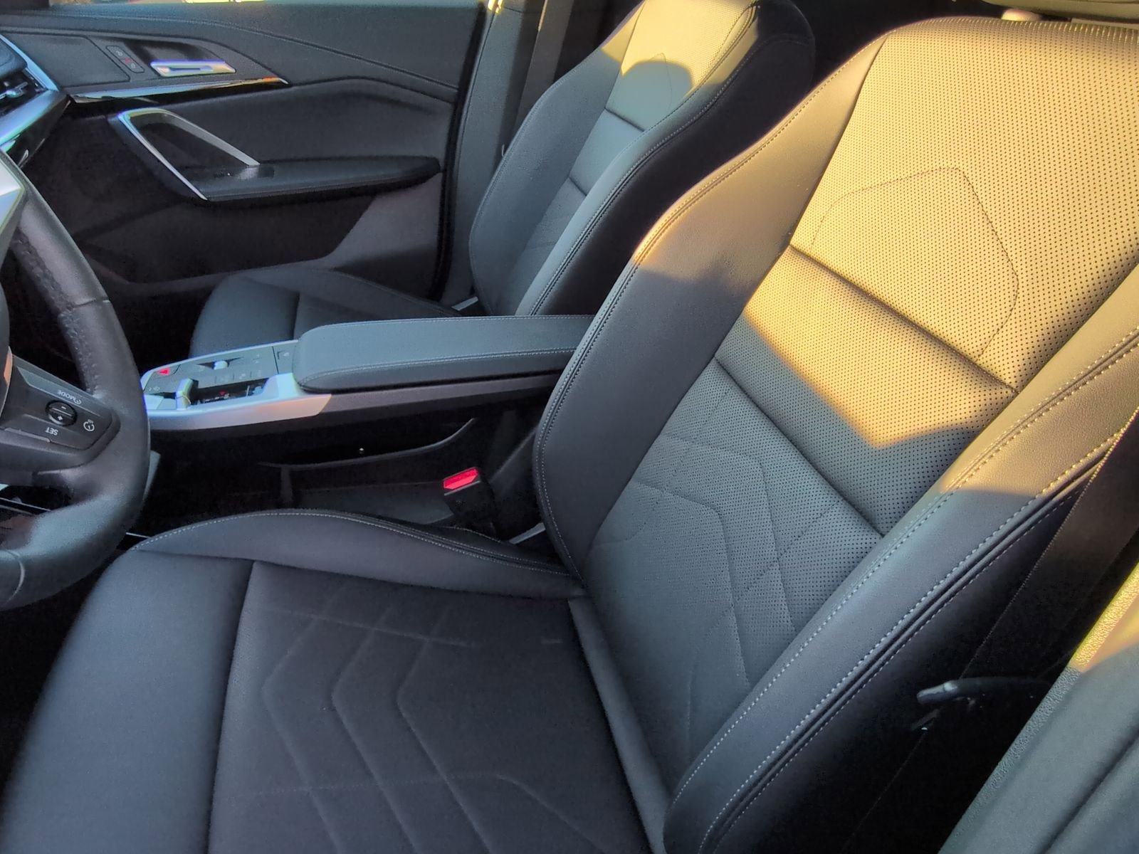 Used 2025 BMW X1 xDrive28i image 16