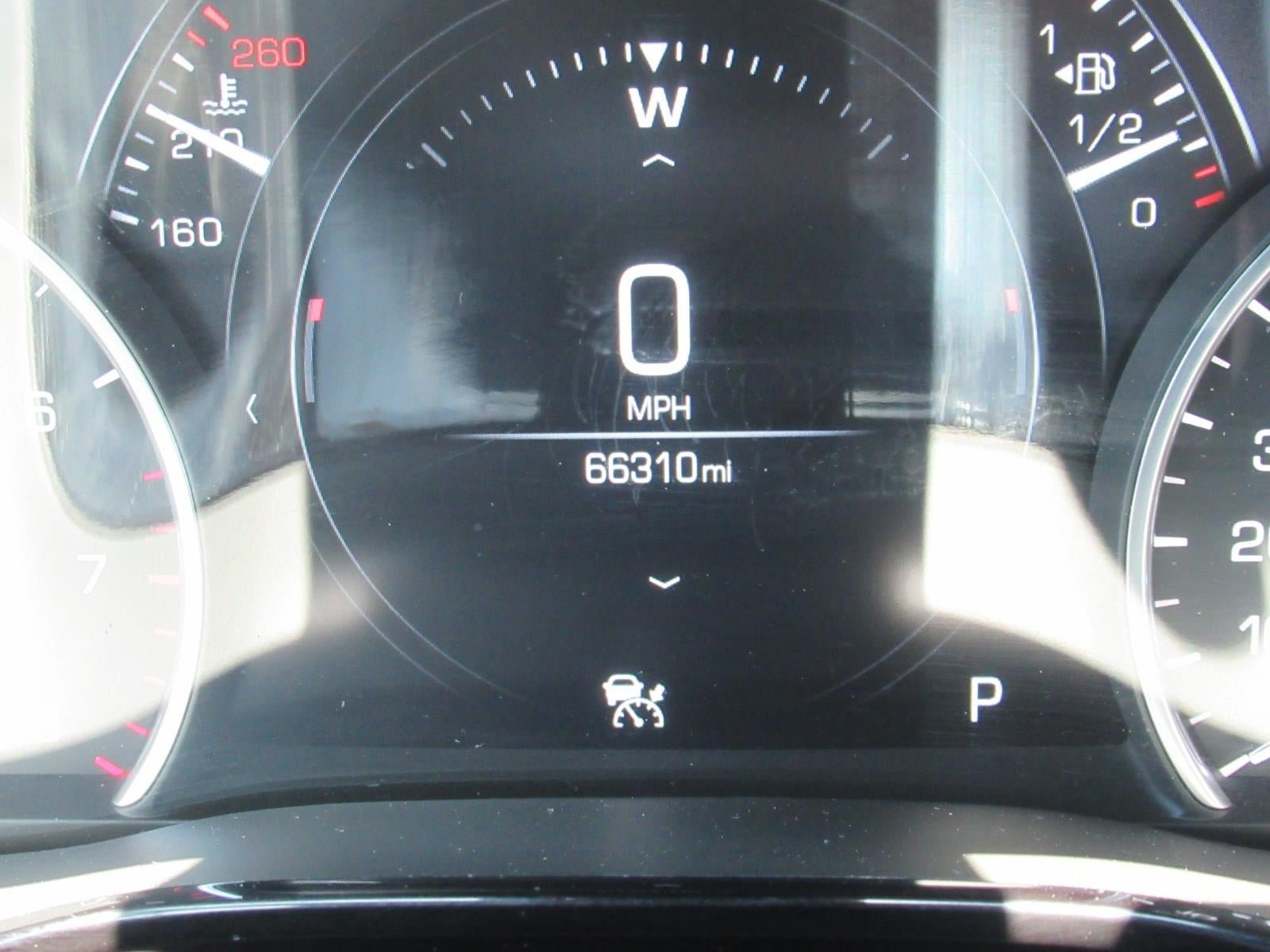 Used 2019 Cadillac XT5 Platinum AWD/4WD image 31