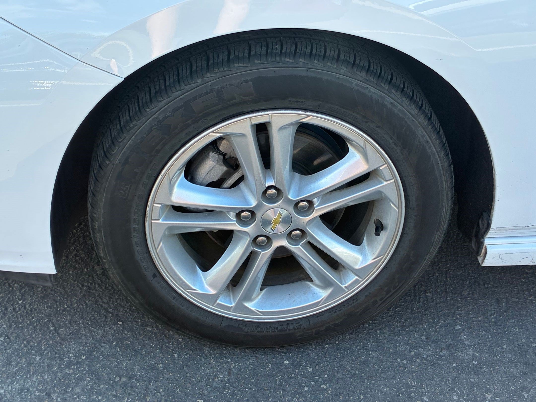 Used 2018 Chevrolet Cruze LT w/ Convenience Package FWD image 13