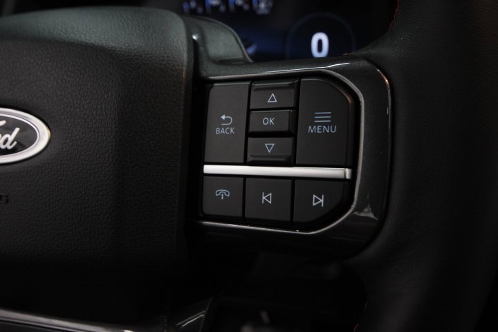 Used 2024 Ford Expedition Limited image 17