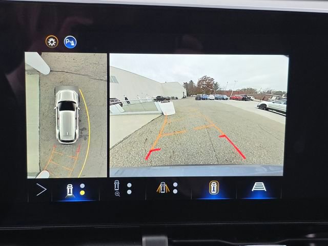 New 2026 Chevrolet Equinox LT w/ Convenience Package II image 6