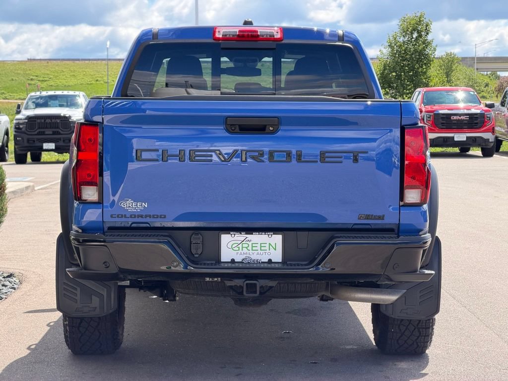 Used 2025 Chevrolet Colorado Trail Boss AWD/4WD image 8