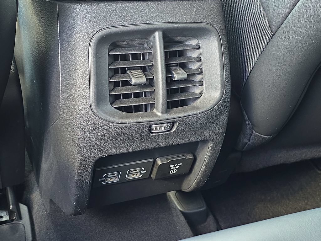 Used 2021 Jeep Cherokee Latitude Lux w/ Comfort/Convenience Group AWD/4WD image 33